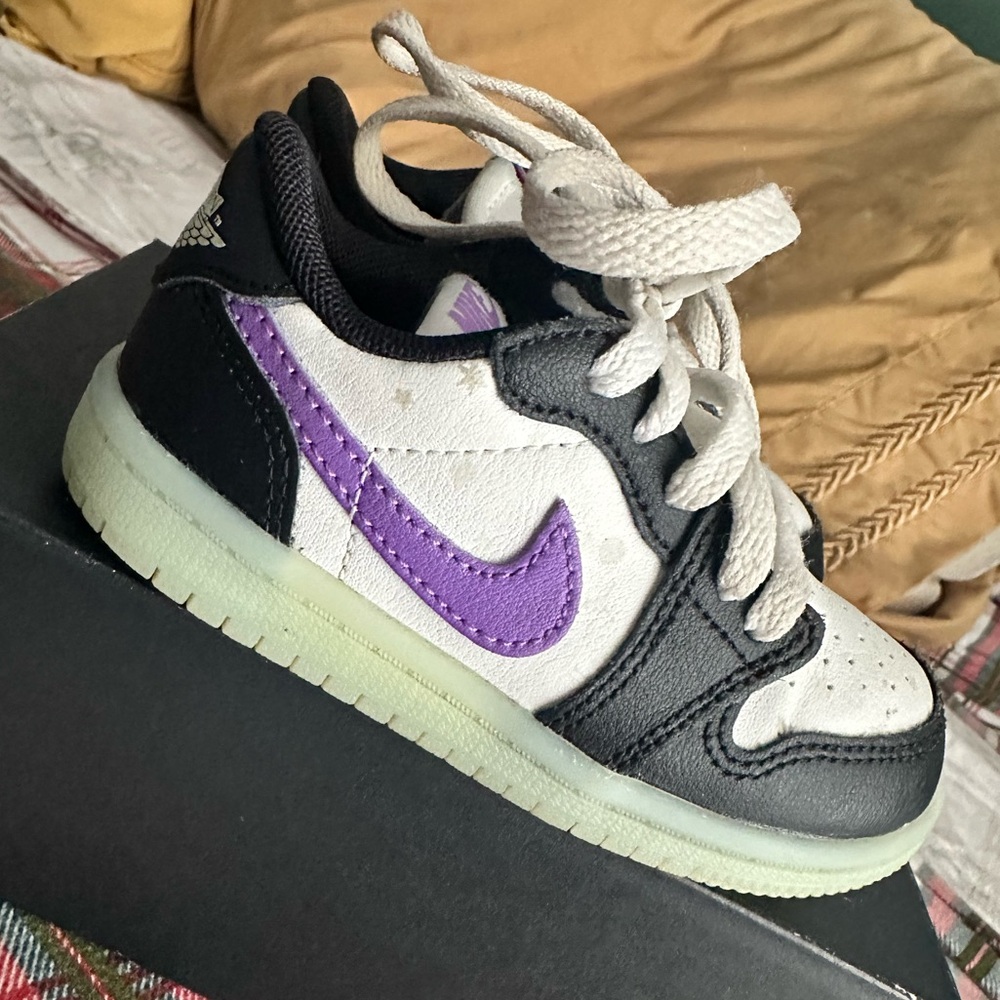 Air Jordan 1 Retro Low OG